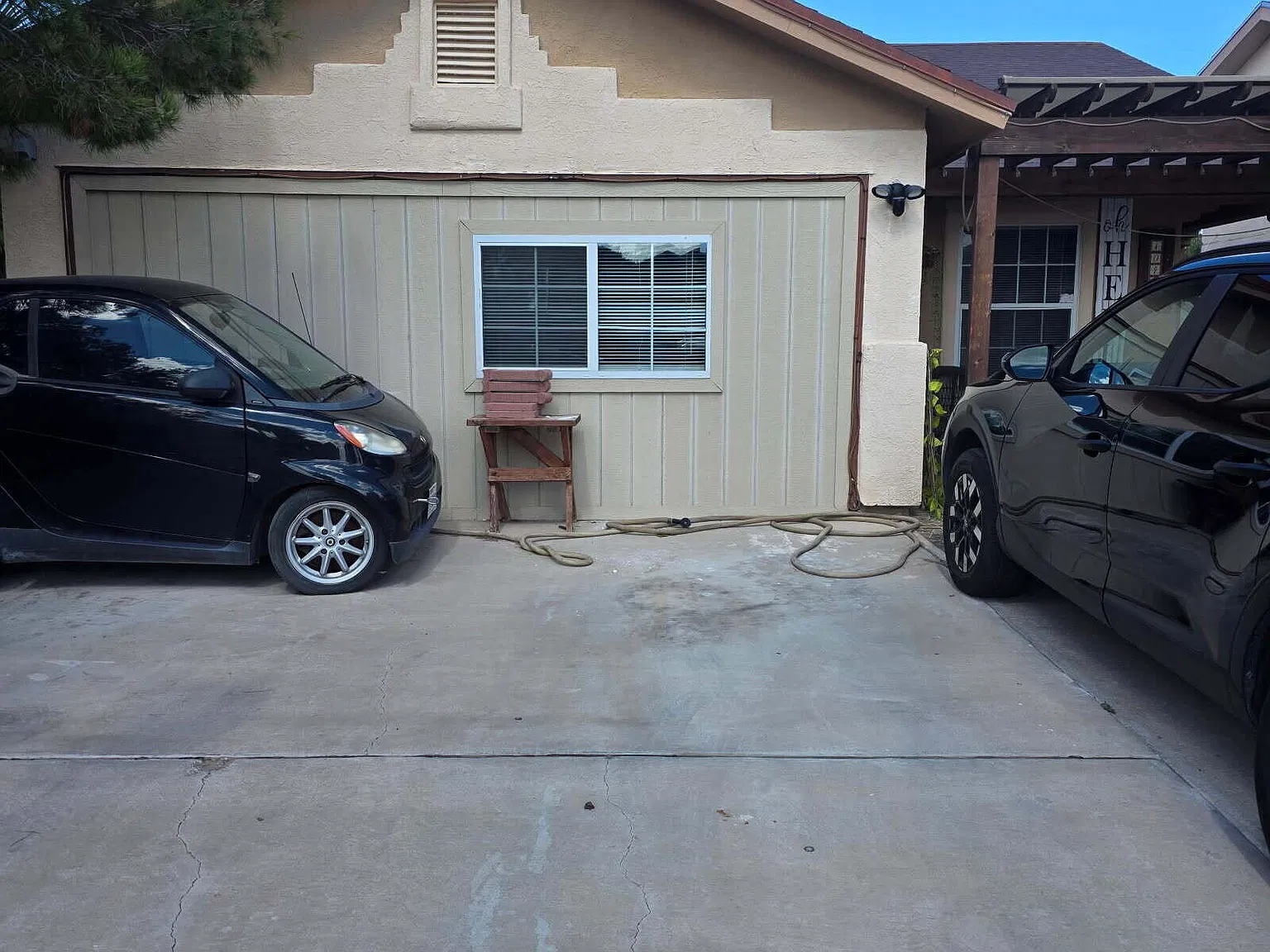 1 bed, 1.0 bath, 400 sqft, $900 — Photo 1