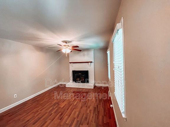 3rd image of 12323 Deerhurst Dr