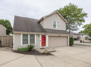 637 Cembra Dr #1, Greenwood, IN 46143