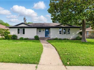 6410 Symphony Ln, Dallas, TX 75227