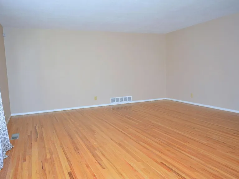 3004 Utah St NE — Photo 20