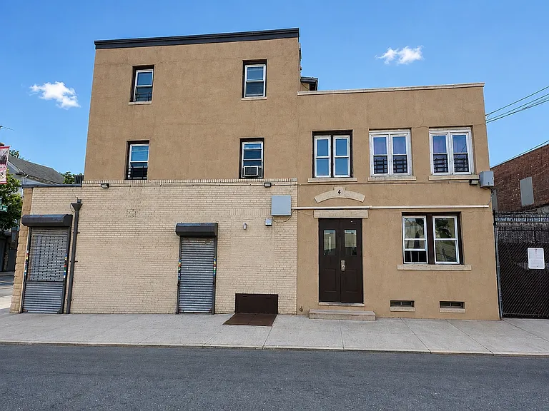 4 N Bleeker St #4 — Photo 26