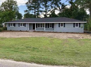 102 Franklin Ave, Marion, SC 29571