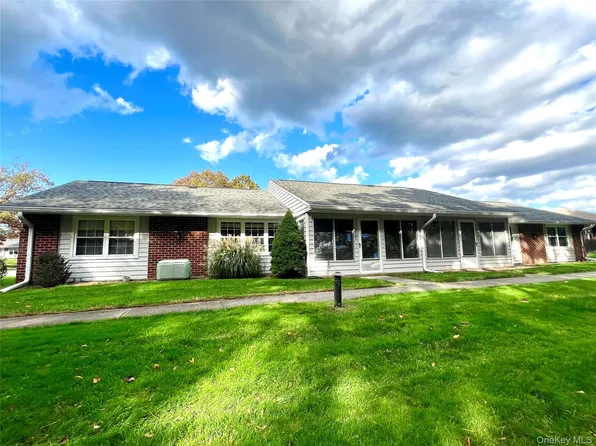 65A Enfield Court #A, Ridge, NY 11961