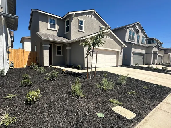 3032 N Dudley St, Visalia, CA 93291