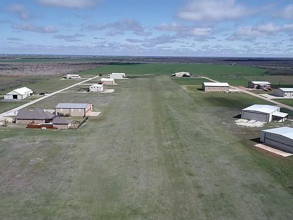 4th image of 24 Cessna Dr