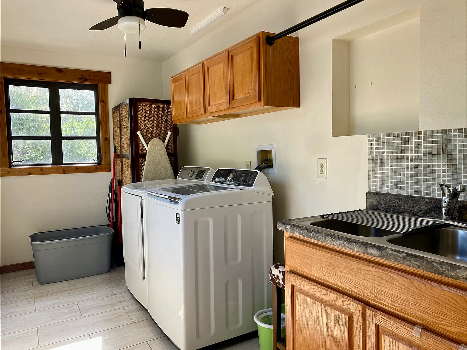4 bed, 3085 sqft, $800 — Photo 3