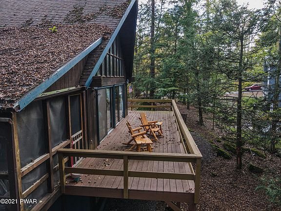 3rd image of 26 Rockpoint Ct