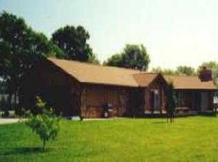 1048 Hillside Dr, Grove, OK 74344