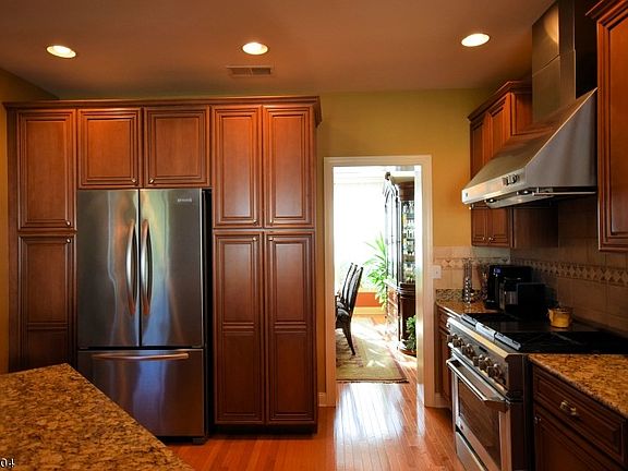 5th image of 29 Briar Ct