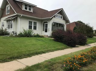 1001 Washington St, Pella, IA 50219