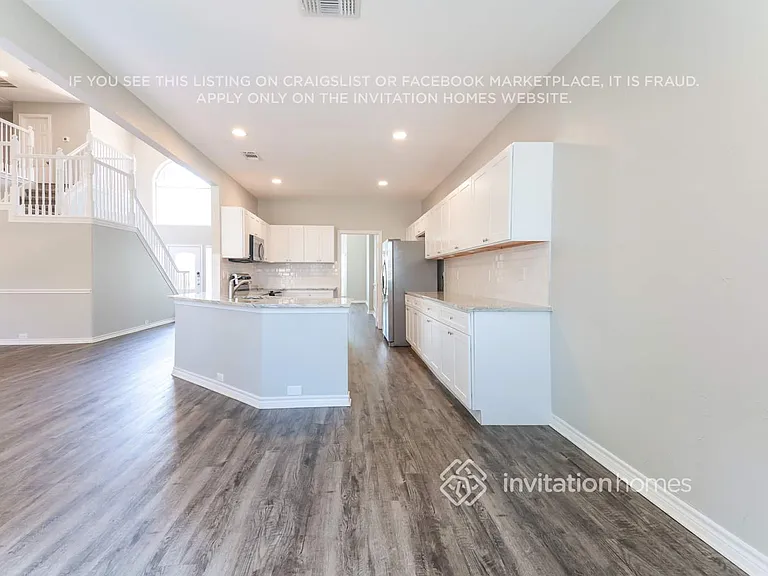 2121 London Dr — Photo 9