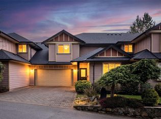 15 Helmcken Rd #6, View Royal, BC V8Z7Z7