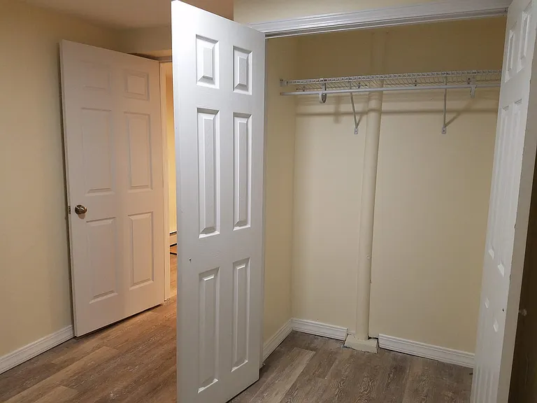 98 Topliff St — Photo 18