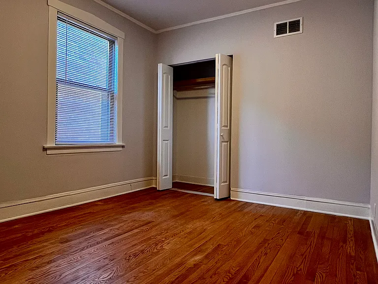 2717 W Carmen Ave #2 — Photo 8