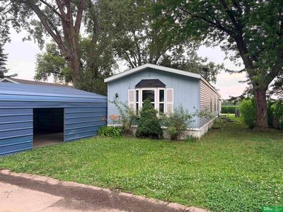 14 York Mobile Plz, York, NE, 68467