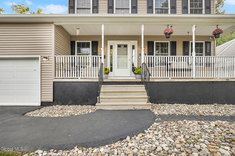 4th image of 1078 Eugene Drive
