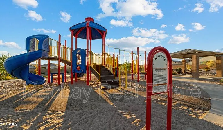 1133 W Descanso Canyon Dr — Photo 13