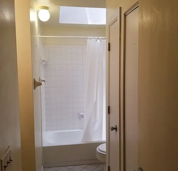 2325 1/2 Hickory St #B — Photo 6