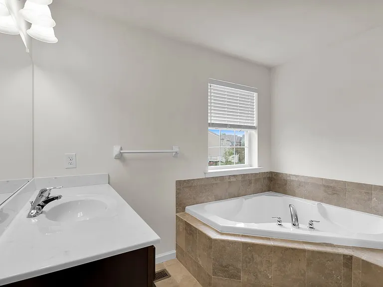 245 Snapdragon Way — Photo 16