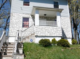 71 Pine Grove Ter, Newark, NJ 07106