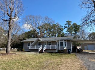 105 Pond View Cir, Hampstead, NC 28443