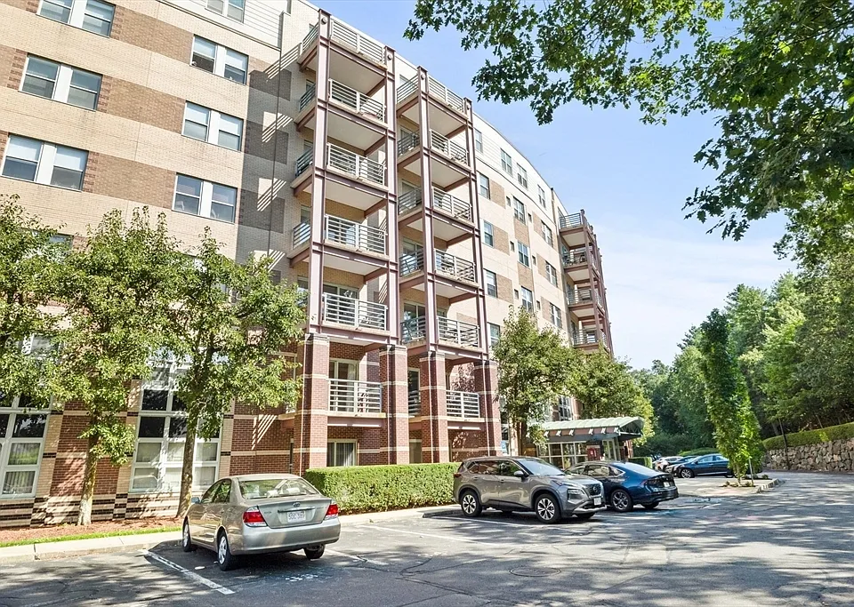 269 Cambridge Rd #203