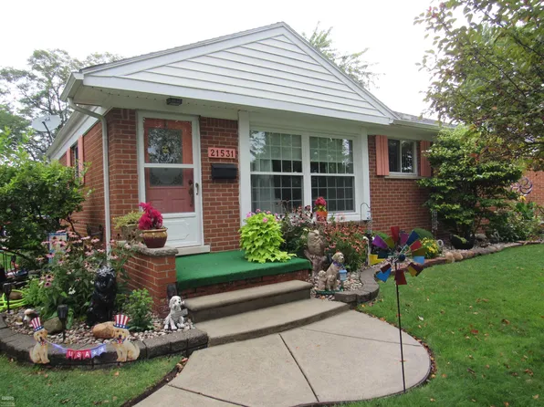 21531 Share St, Saint Clair Shores, MI 48082