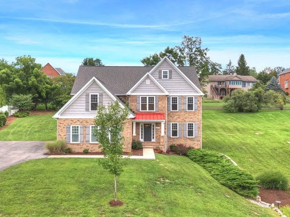 1209 Brockton St, Blacksburg, VA 24060