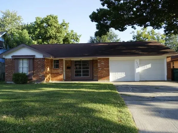 1853 El Mar Ln, Seabrook, TX 77586