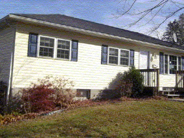 80 Elizabeth St, Dallas, PA 18612