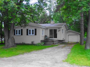 327 Orion Ter, Lake Orion, MI 48362