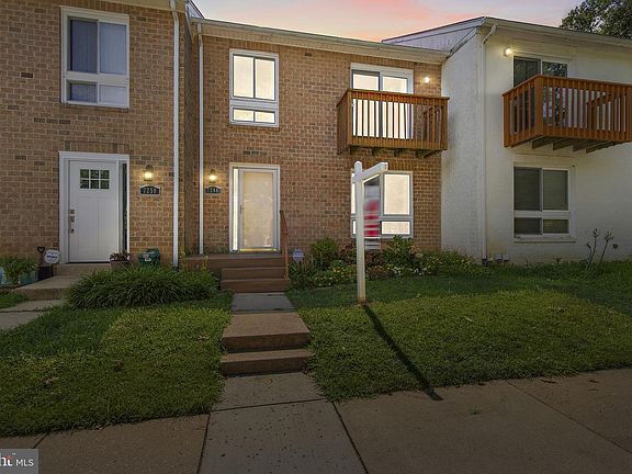 3rd image of 7248 Dockside Ln