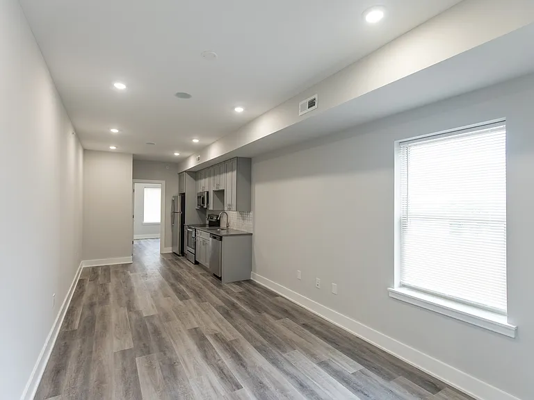 3933 Powelton Ave #401 — Photo 2
