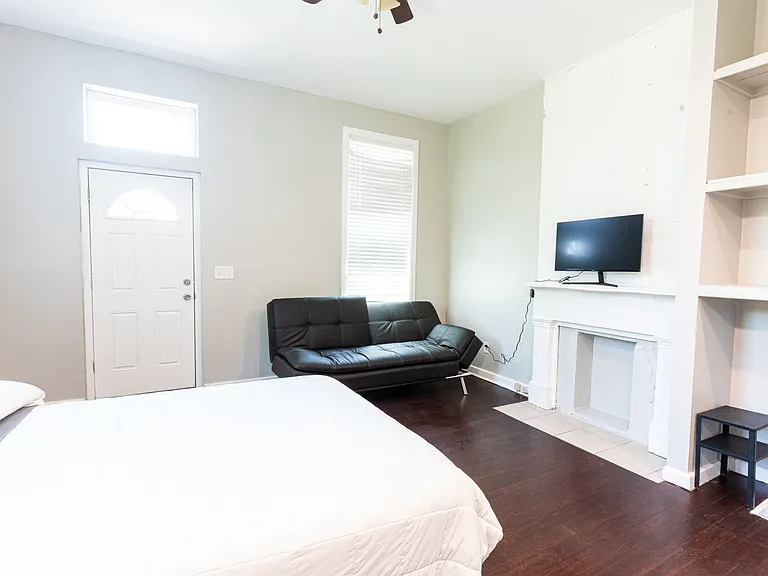 428 Klotter Ave #1 — Photo 2