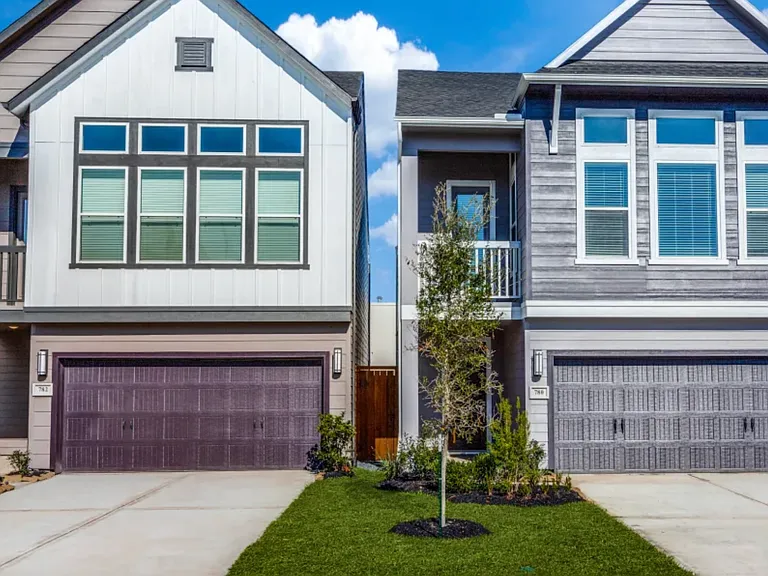 616 Hawthorn Grove Ln — Photo 5