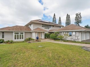 302 Holopuni Rd, Kula, HI 96790
