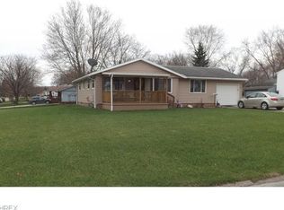 3740 Ravenwood Dr SE, Warren, OH