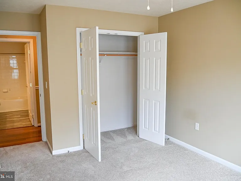 45511 Westmeath Way #D31 — Photo 17