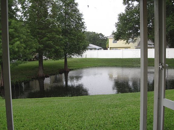 3rd image of 8523 Edgewater Place Blvd