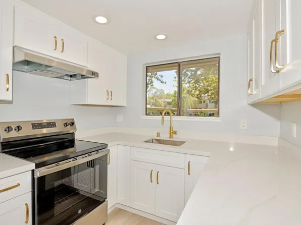 1047 N Abbott Ave, Milpitas, CA 95035