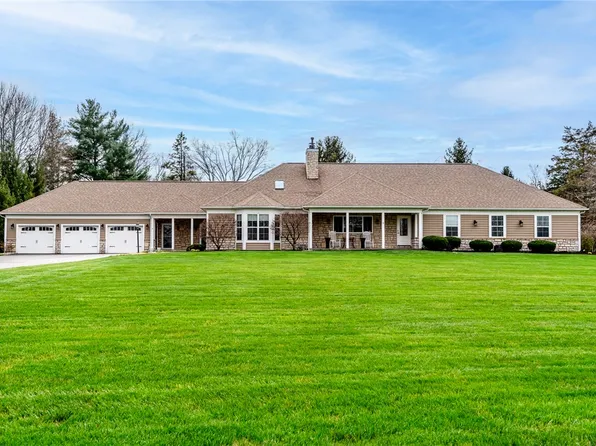 117 Hickory Ln, Lebanon, OH 45036