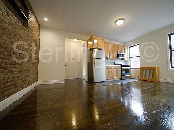 5th image of 2905 23rd Ave APT 3R