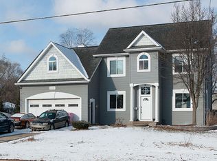 3161 Burlingame Ave SW, Wyoming, MI 49509