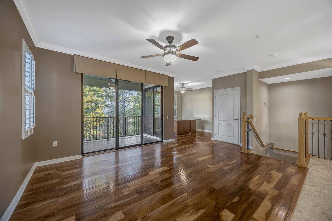 next background image