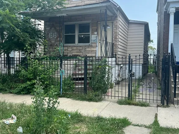 2741 S Karlov Ave, Chicago, IL 60623