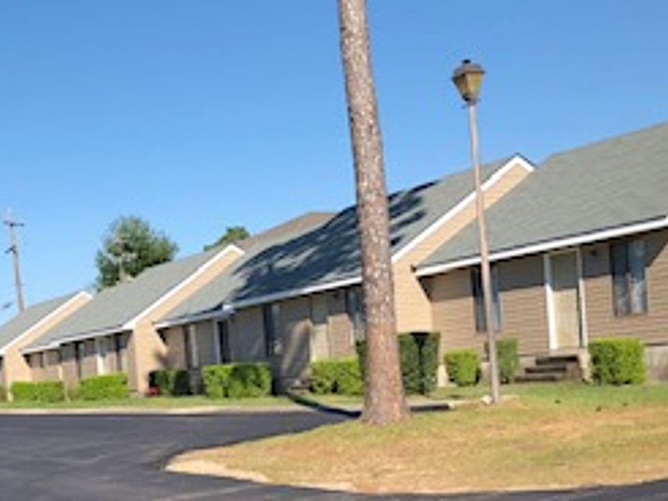 1st image of 1801 Chandler Rd APT 3