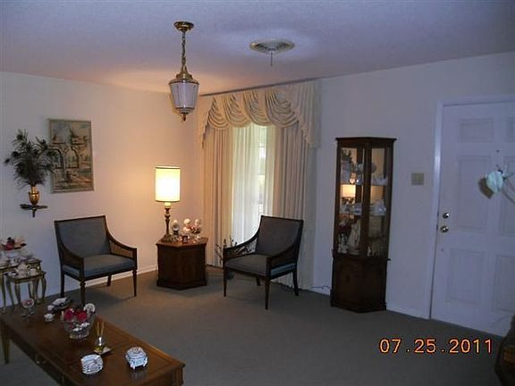 5th image of 354 E Willis Ave
