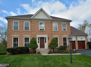 20385 Harmony Ct, Ashburn, VA 20147