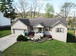 67 Ralph Dr, Hurricane, WV 25526
